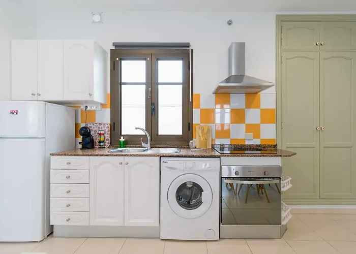 Mahostly Apartamento Comillas Pa